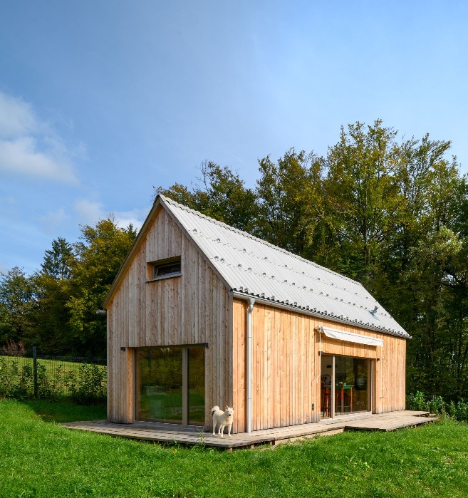 Hiška Krasna (2023)