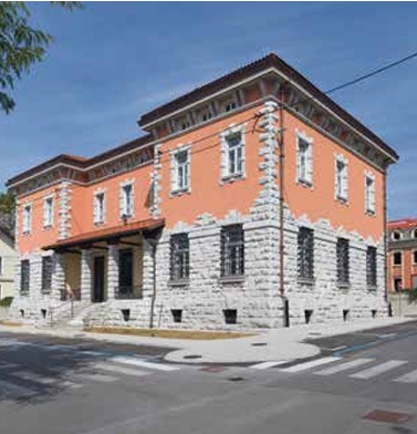 Palača Gregorčičev drevored, Postojna (2021)